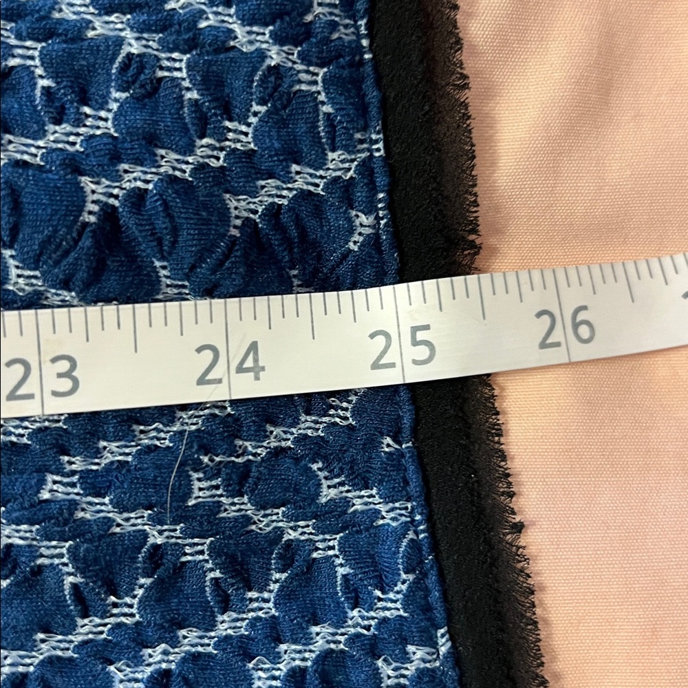 Anthropologie Textured Jacquard Sleeveless Top Dark Blue Geometric Tank Medium - Picture 12 of 12